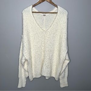 Free People Fuzzy Cream V-neck Sweater Size Large